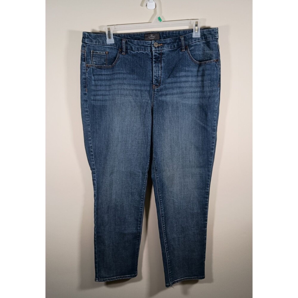 Chicos So Slimming Jeans Straight Leg Medium Wash Womens Plus Size 3 16